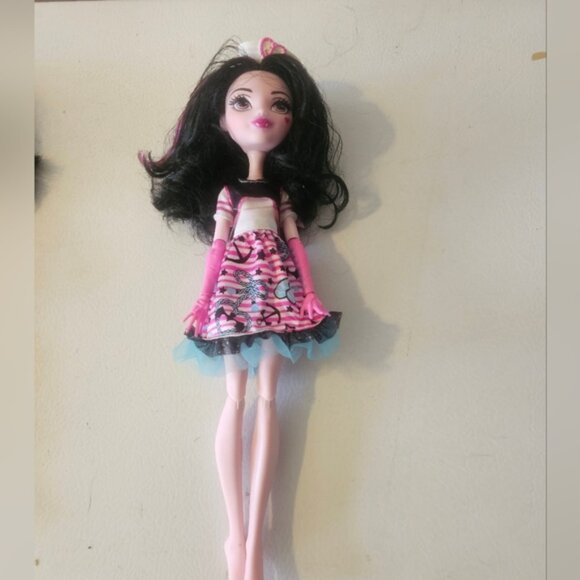 Monster High Draculaura Shriekwrecked doll - Picture 1 of 6
